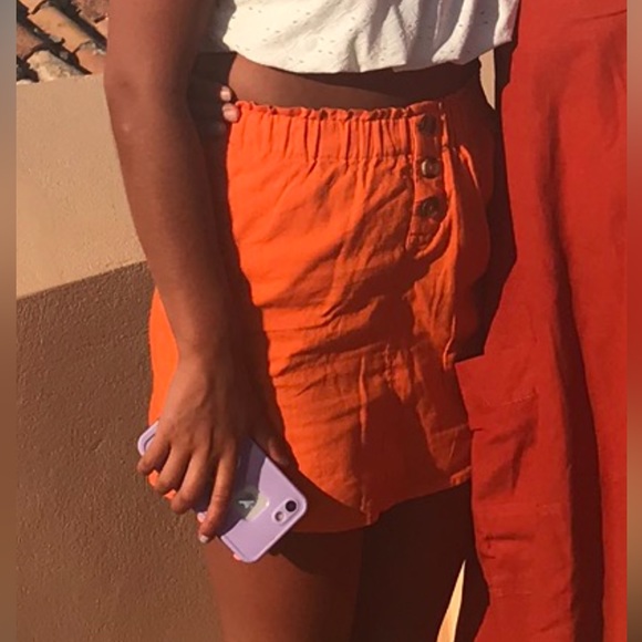 Brand: Urban outfitters Style: Orange skirt with pockets and buttons Size: Small - Picture 2 of 2